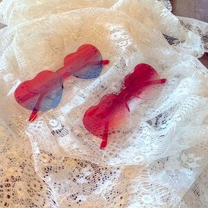 NWOT Set of 2 Pairs Heart Ombré Red and Blue Sunglasses